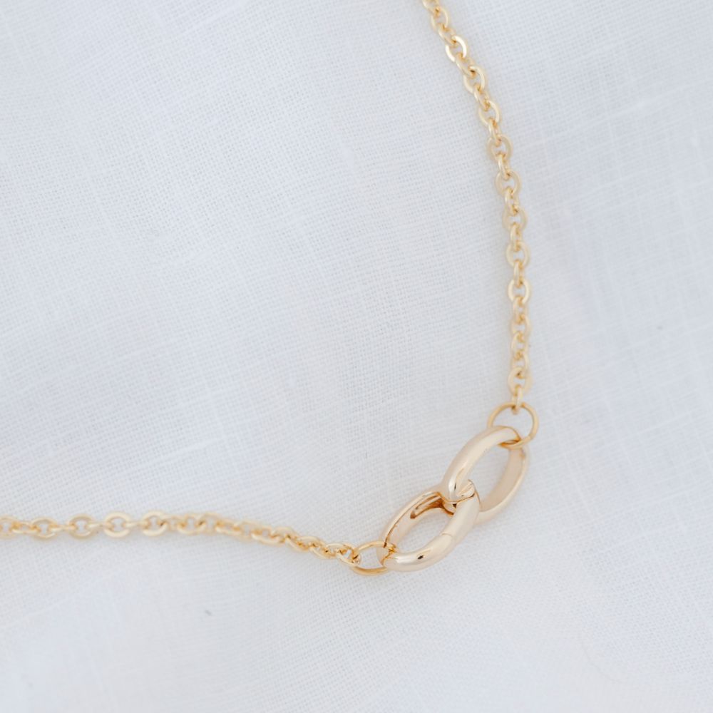 Infinity Link Chain Necklace - Image 2